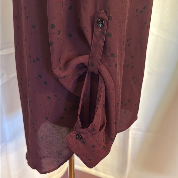 Reitmans Flowy Burgundy Floral Button Down Shirt - Picture 3 of 5